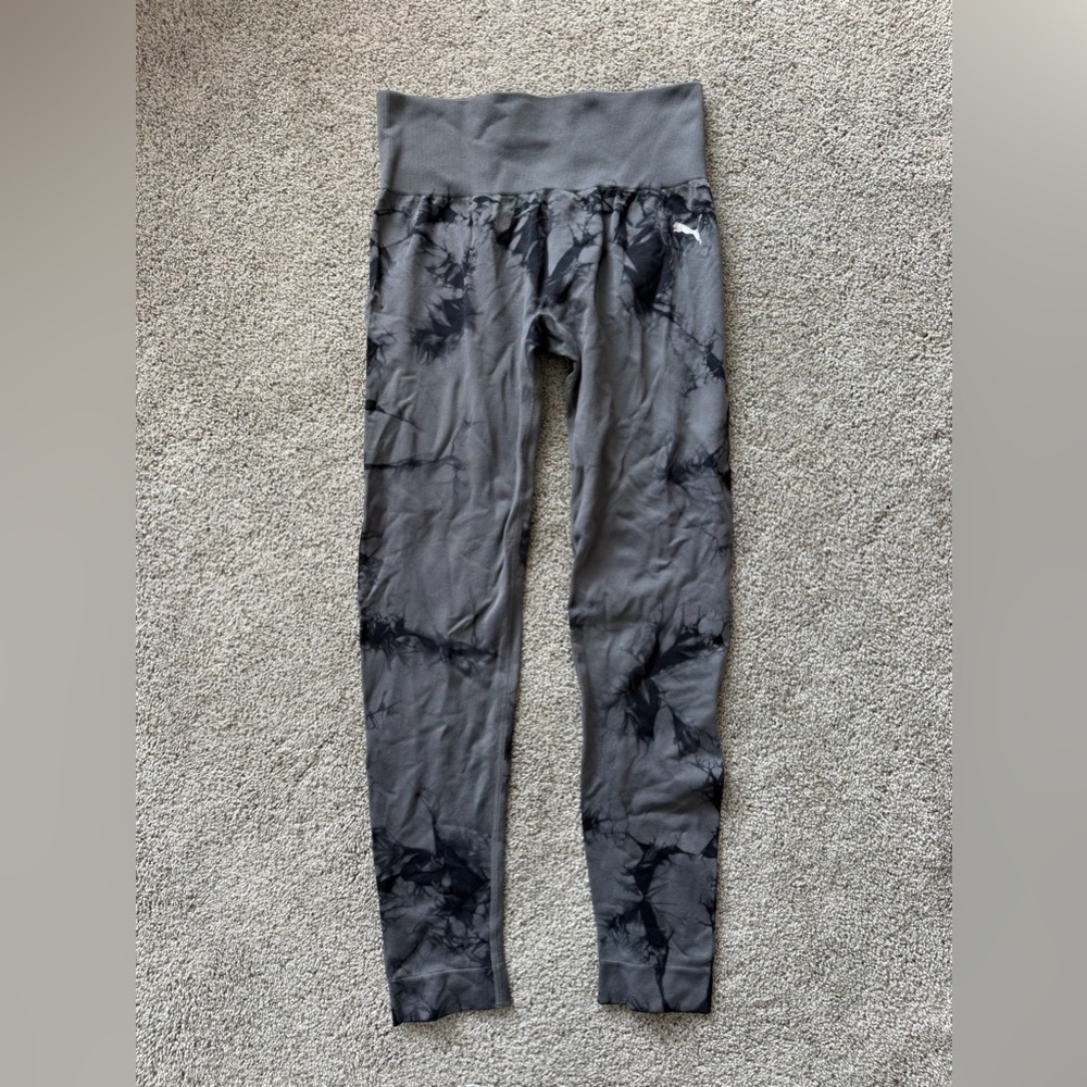 Womens Puma Athletic Leggings- Size Medium
